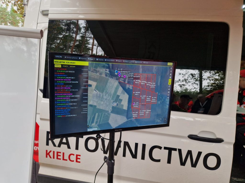 0b8e44e5-8f4a-4f4f-a98a-51e7a90c174b-1024x768 ĆWICZENIA Z TAKTYKI DZIAŁAŃ POSZUKIWAWCZYCH W POWIECIE PIŃCZOWSKIM