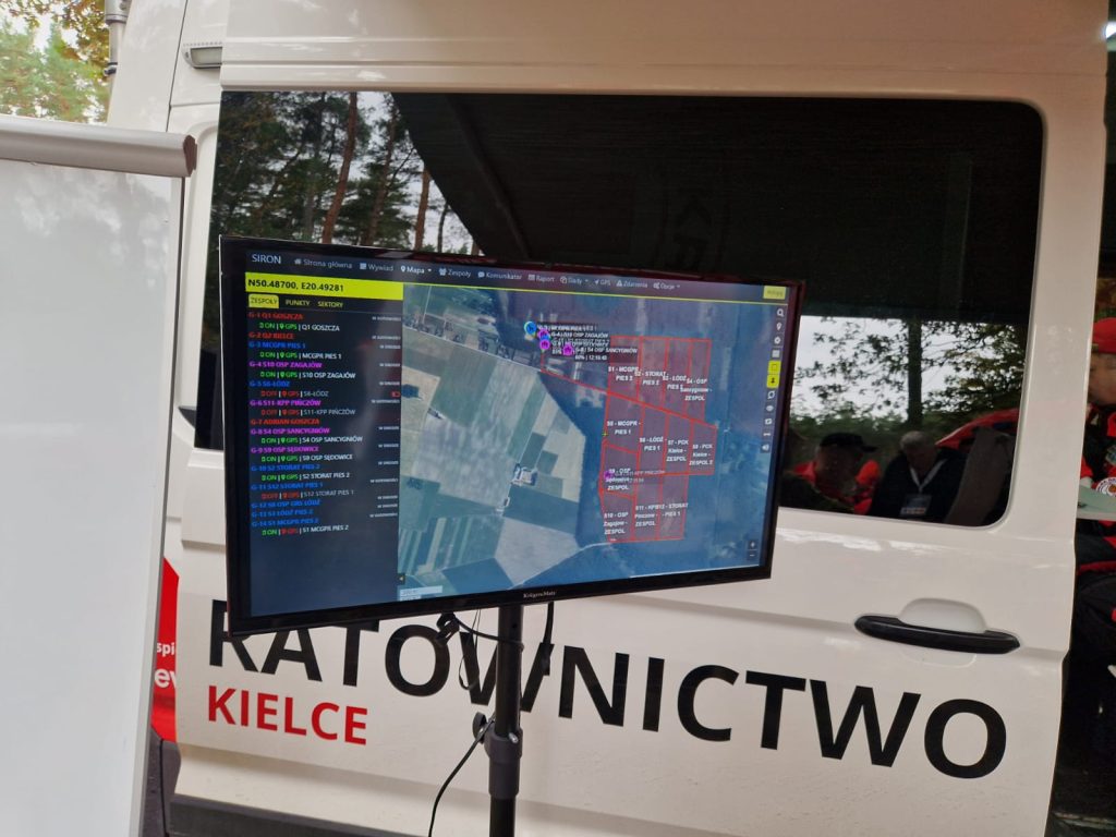 0b8e44e5-8f4a-4f4f-a98a-51e7a90c174b-1024x768 ĆWICZENIA Z TAKTYKI DZIAŁAŃ POSZUKIWAWCZYCH W POWIECIE PIŃCZOWSKIM